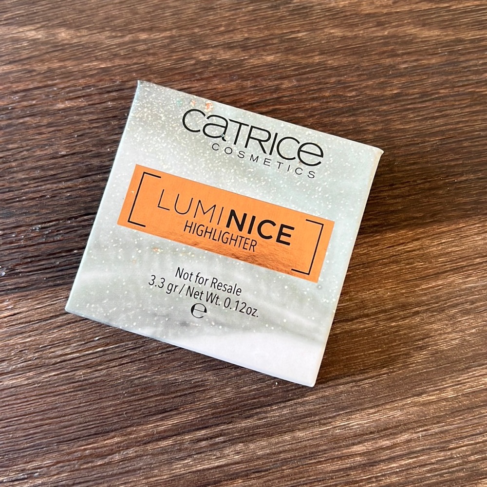 Catrice Cosmetics highlighter